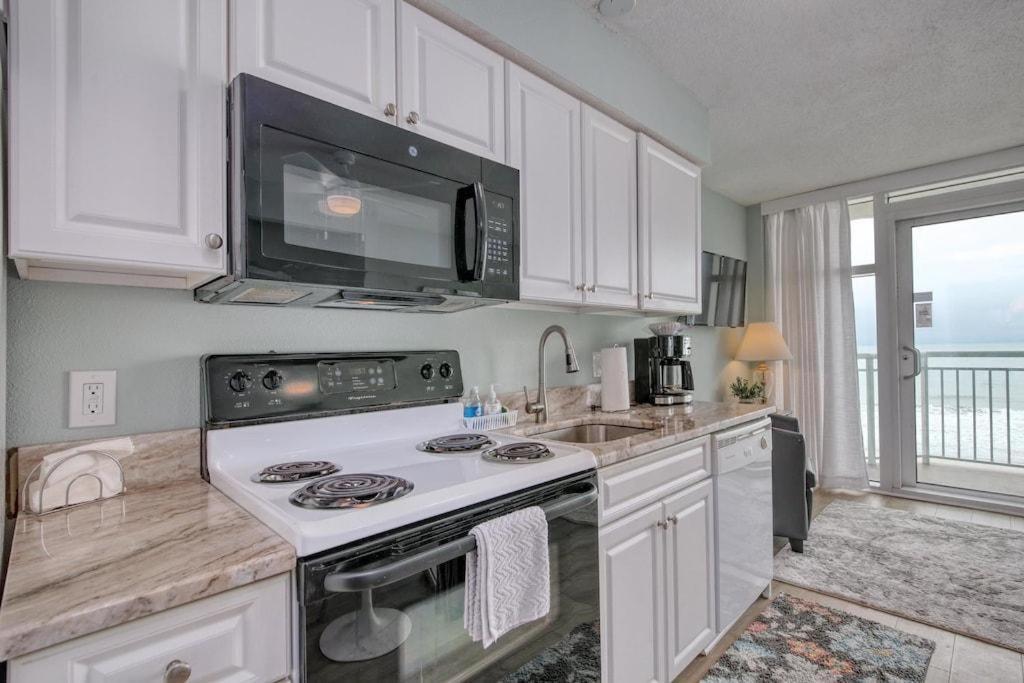 Вілла 2501 S Ocean Blvd, 0407 - Ocean Front Sleeps 6 Мертл-Біч Екстер'єр фото